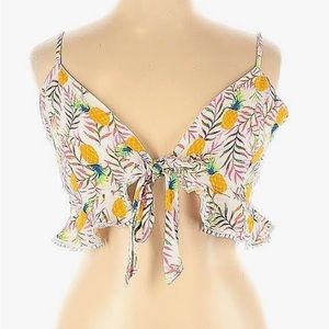 Charlotte Russe XL Sleeveless Blouse with Tropical Print.